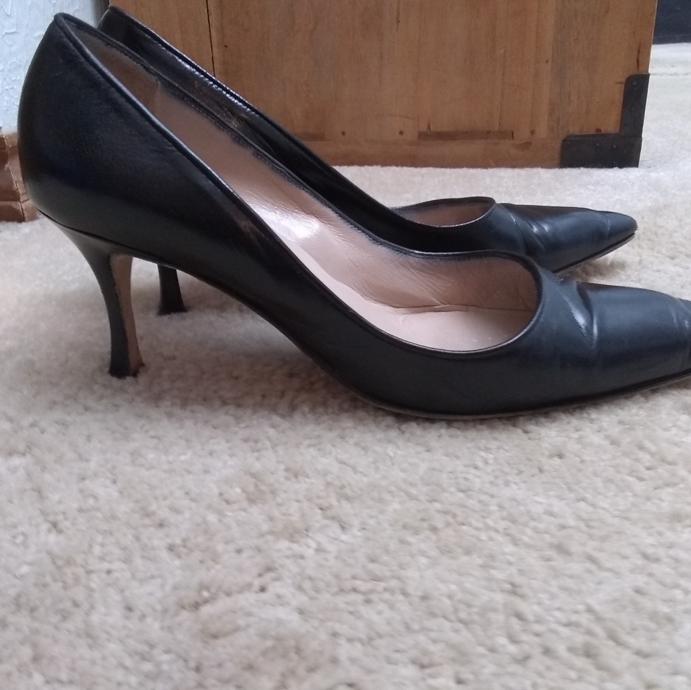 Women's Manolo Blanik Newcio Pumps